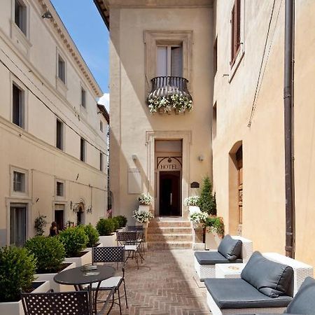Hotel Degli Affreschi มอนเตฟัลโก ภายนอก รูปภาพ