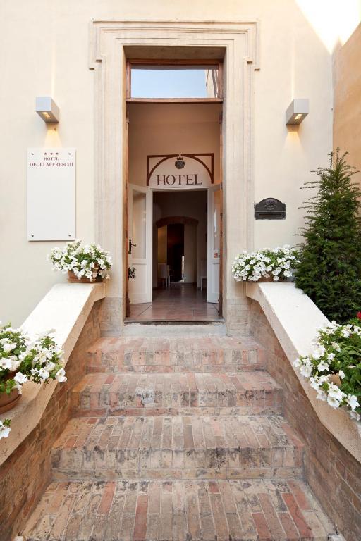 Hotel Degli Affreschi มอนเตฟัลโก ภายนอก รูปภาพ