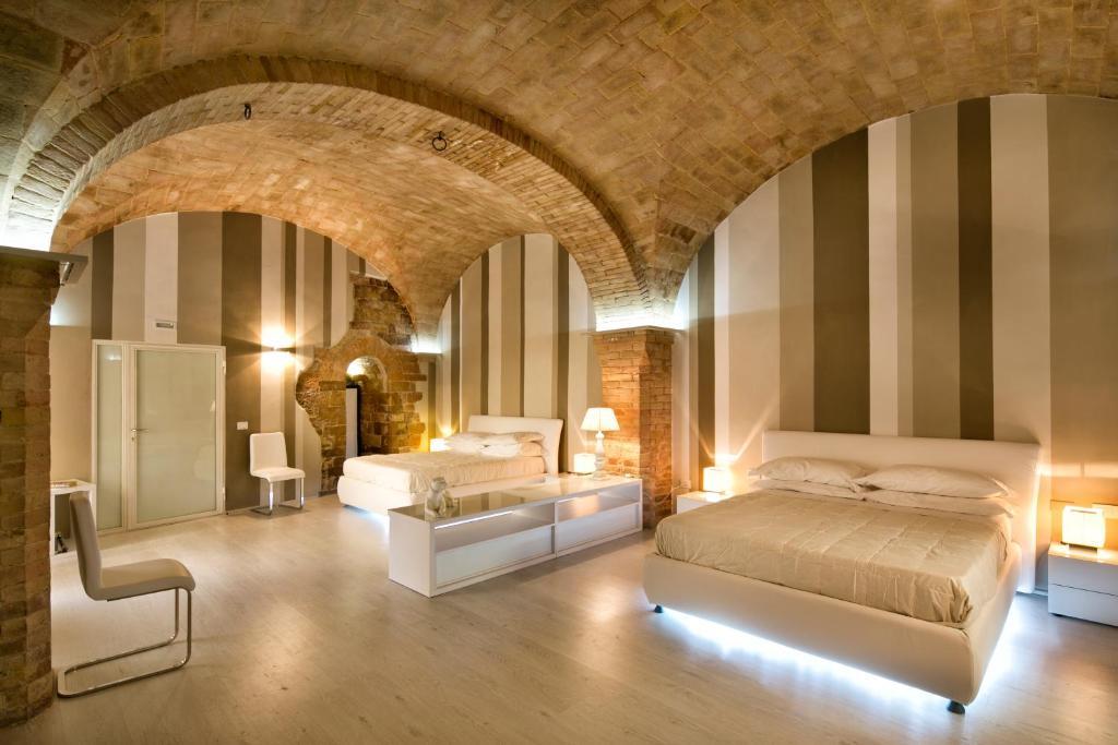 Hotel Degli Affreschi มอนเตฟัลโก ห้อง รูปภาพ